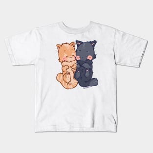 Marie and Rosie Cuddling and Sleeping (Orange Tabby and Russian Blue) Kids T-Shirt